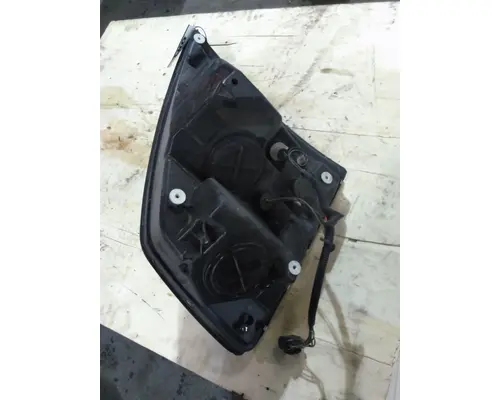 VOLVO VNL HEADLAMP ASSEMBLY