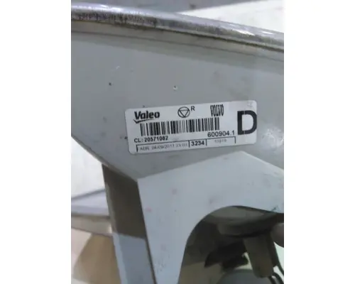 VOLVO VNL HEADLAMP ASSEMBLY