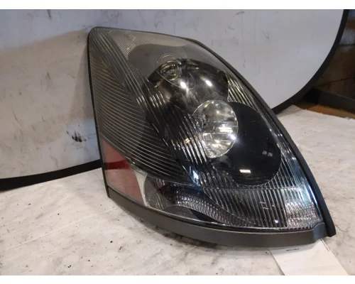 VOLVO VNL HEADLAMP ASSEMBLY