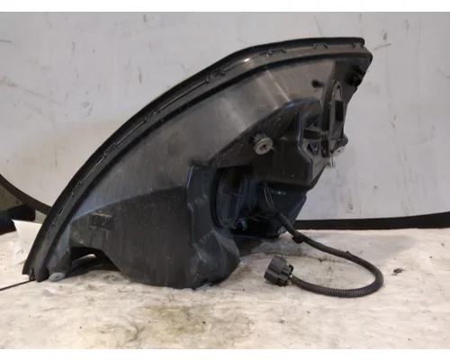 VOLVO VNL HEADLAMP ASSEMBLY