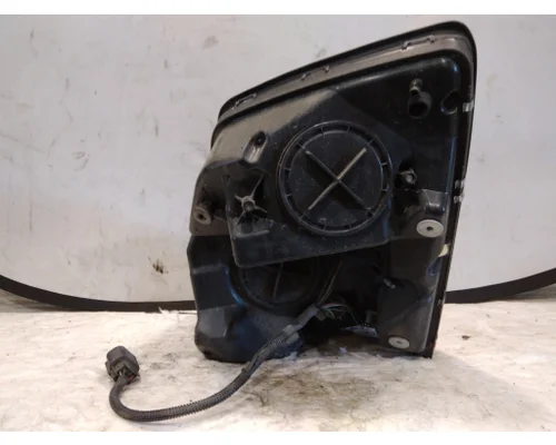 VOLVO VNL HEADLAMP ASSEMBLY