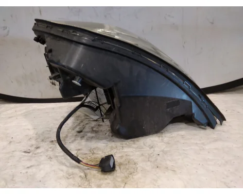 VOLVO VNL HEADLAMP ASSEMBLY
