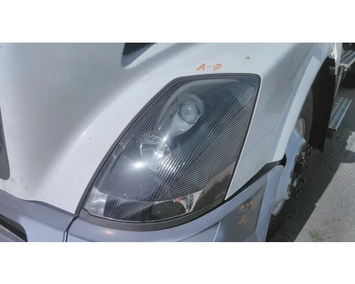VOLVO VNL HEADLAMP ASSEMBLY