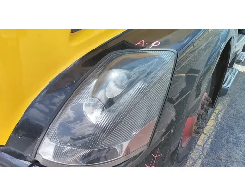 VOLVO VNL HEADLAMP ASSEMBLY