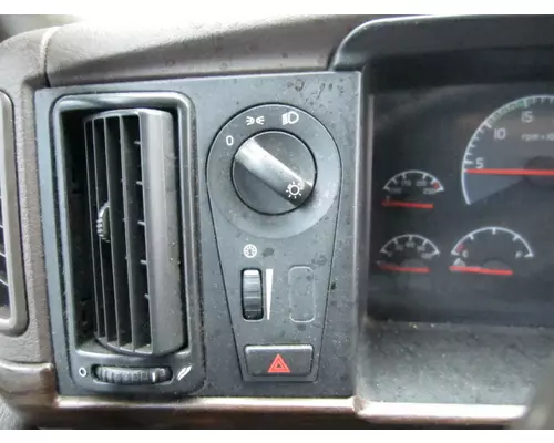 VOLVO VNL HEADLAMP SWITCH