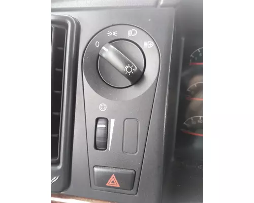 VOLVO VNL HEADLAMP SWITCH