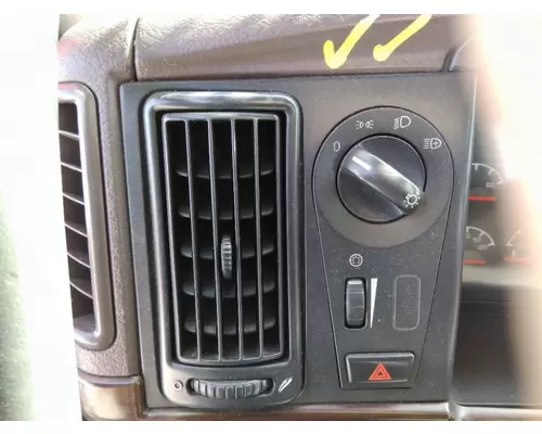 VOLVO VNL HEADLAMP SWITCH