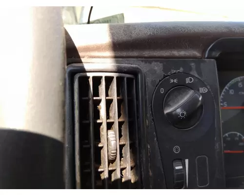 VOLVO VNL HEADLAMP SWITCH