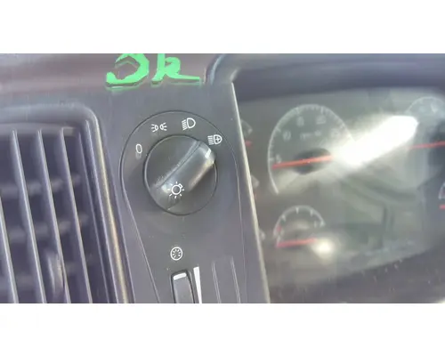 VOLVO VNL HEADLAMP SWITCH