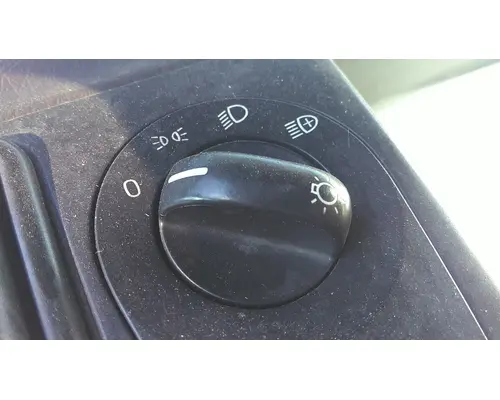 VOLVO VNL HEADLAMP SWITCH