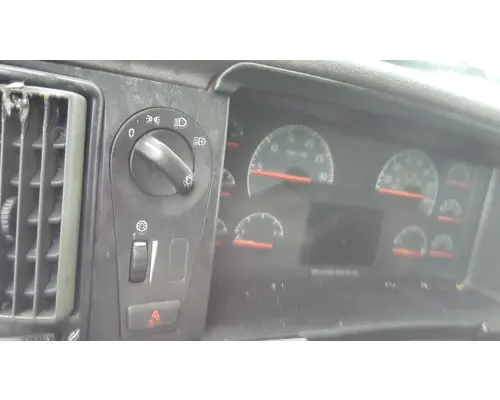 VOLVO VNL HEADLAMP SWITCH