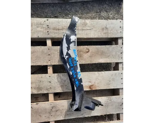 VOLVO VNL HOOD BRACKET