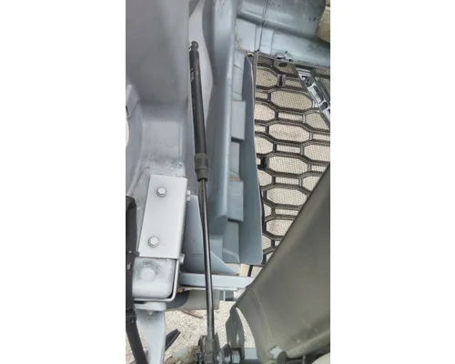 VOLVO VNL HOOD SHOCKSTRUT