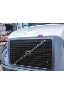 VOLVO VNL HOOD