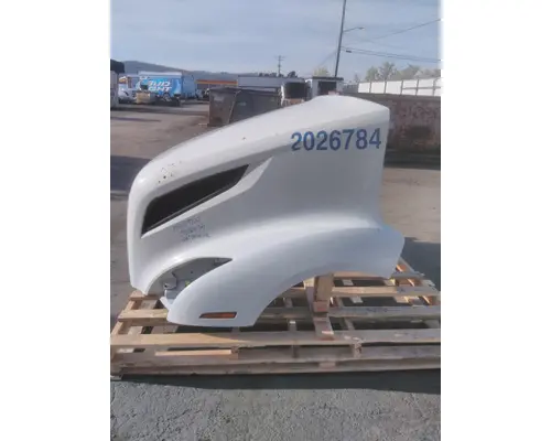 VOLVO VNL HOOD
