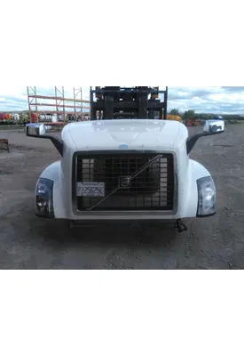 VOLVO VNL HOOD