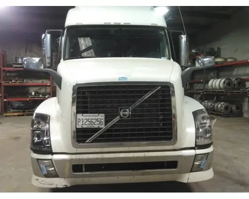 VOLVO VNL HOOD
