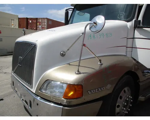 VOLVO VNL HOOD
