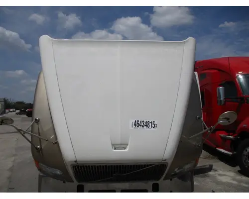 VOLVO VNL HOOD