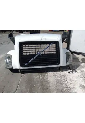 VOLVO VNL HOOD