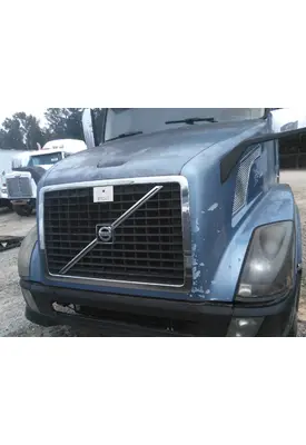 VOLVO VNL HOOD