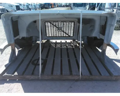 VOLVO VNL HOOD