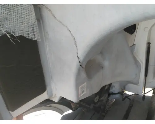 VOLVO VNL HOOD