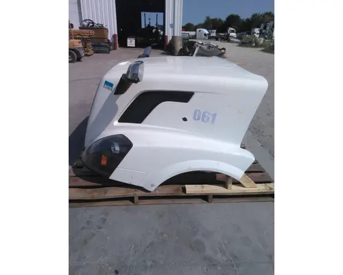VOLVO VNL HOOD
