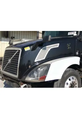 VOLVO VNL HOOD