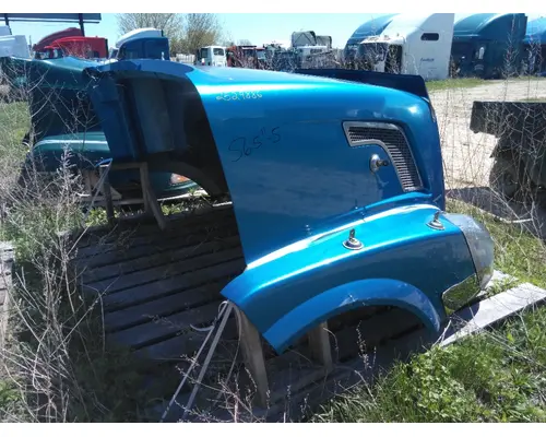 VOLVO VNL HOOD