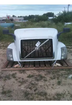 VOLVO VNL HOOD