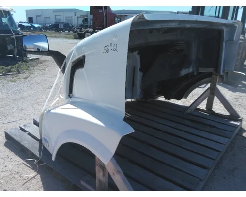 VOLVO VNL HOOD