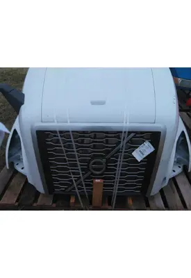 VOLVO VNL HOOD