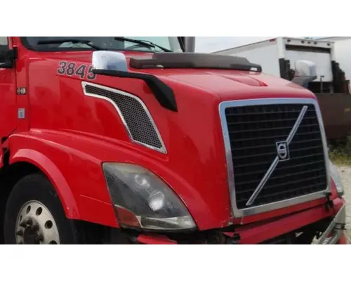VOLVO VNL HOOD