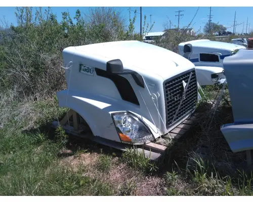 VOLVO VNL HOOD