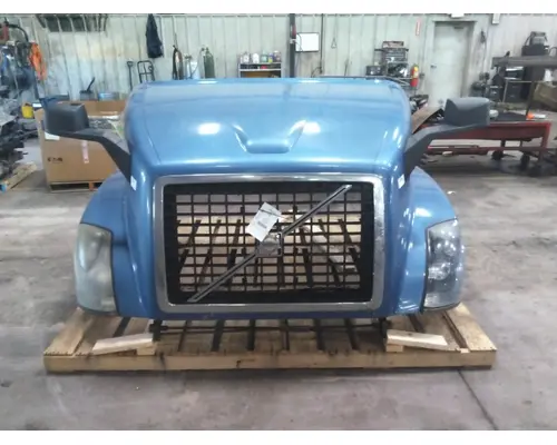 VOLVO VNL HOOD