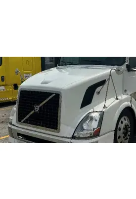 VOLVO VNL HOOD