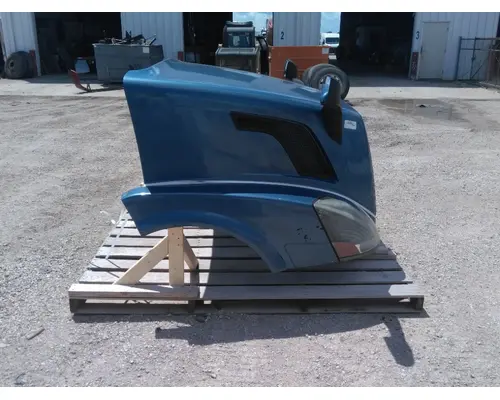 VOLVO VNL HOOD