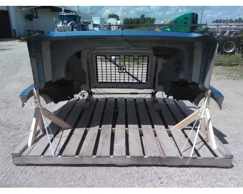 VOLVO VNL HOOD