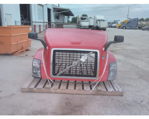 VOLVO VNL HOOD