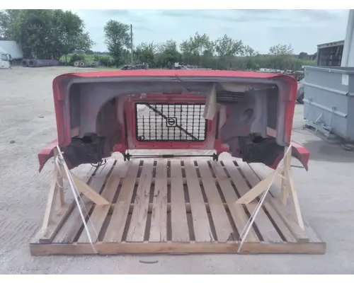 VOLVO VNL HOOD