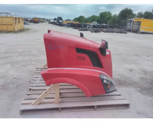 VOLVO VNL HOOD