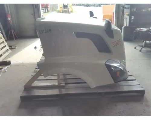 VOLVO VNL HOOD