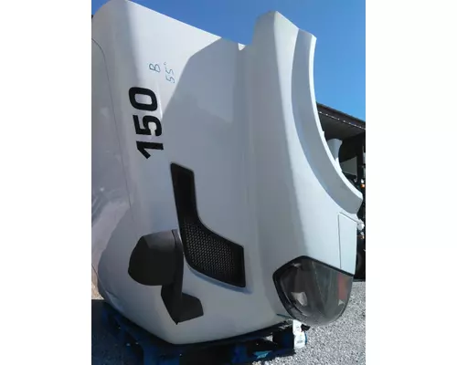 VOLVO VNL HOOD