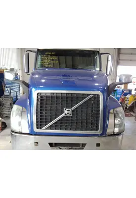 VOLVO VNL HOOD