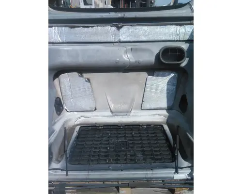 VOLVO VNL HOOD