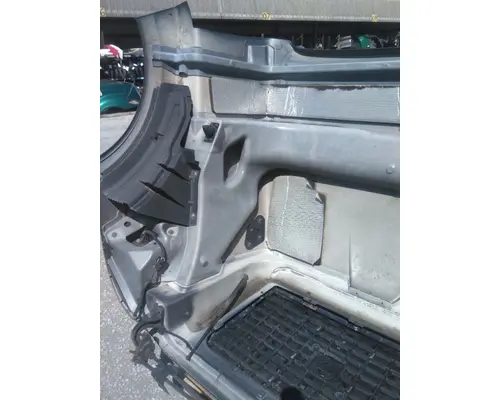 VOLVO VNL HOOD