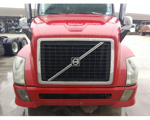 VOLVO VNL HOOD