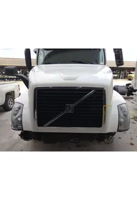 VOLVO VNL HOOD