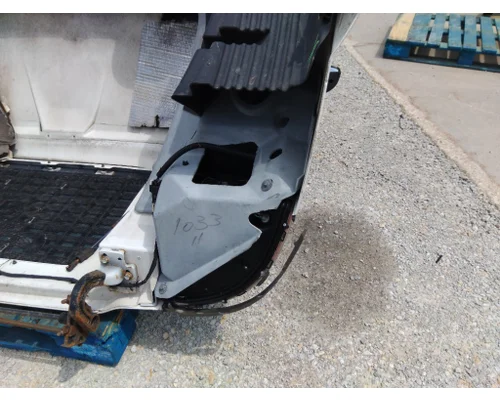 VOLVO VNL HOOD